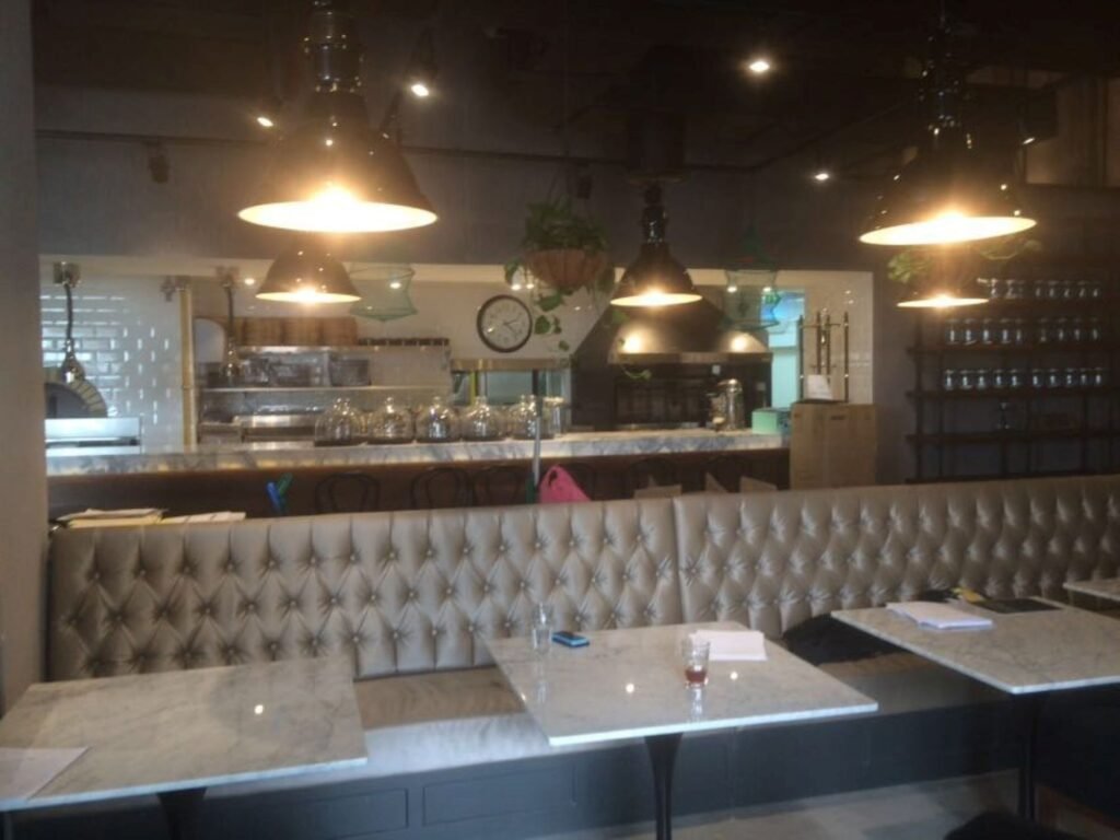 Restaurant Banquettes