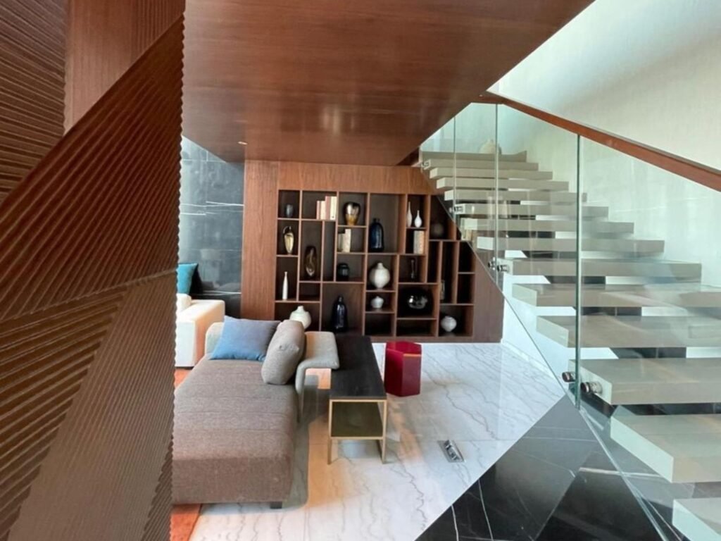 WhatsApp_Image_2025-03-01_at_7.33.35_PM_1_2000x1500